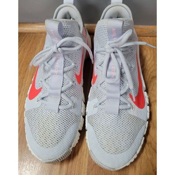 Nike Women's Metcon 3 Training Shoe 12 - Picture 2 of 8